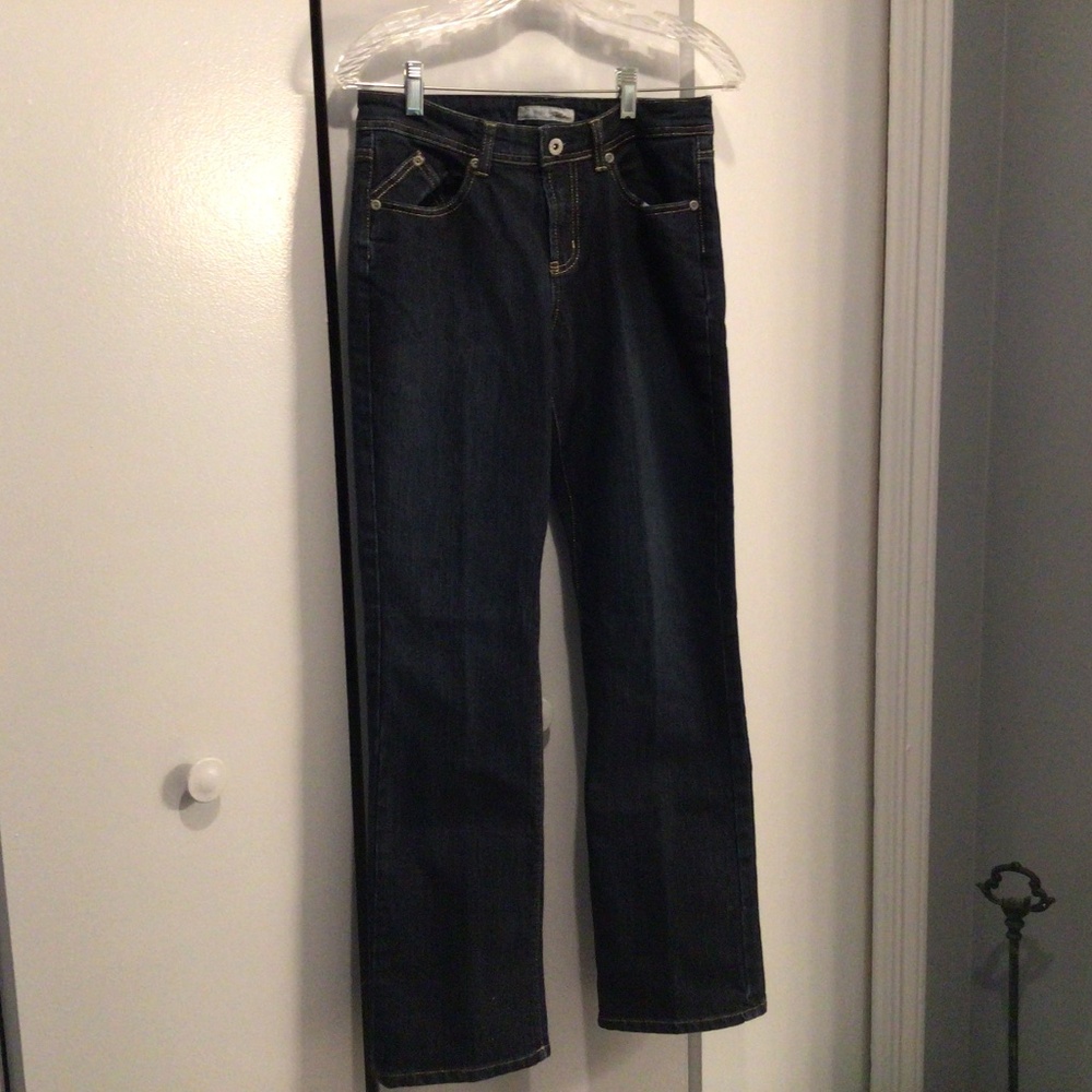 Chico’s Platinum Jeans. Size 0.5, slight flare